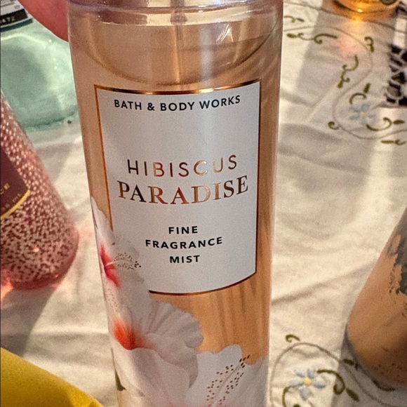 New Bath and Bodyworks body spray - Picture 15 of 16